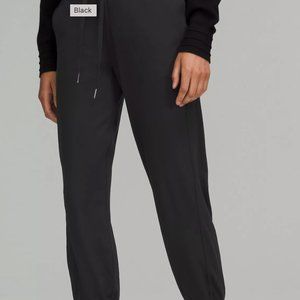 Lululemon Ready to Rulu joggers, size 4